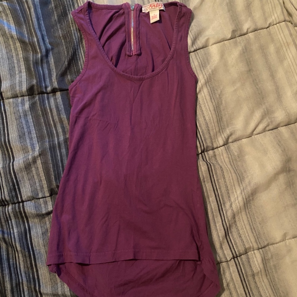Antsy purple tank